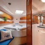 Πλωτό κατάλυμα Charming Sailing Boat - Le Dimore Di Ines Μπάρι