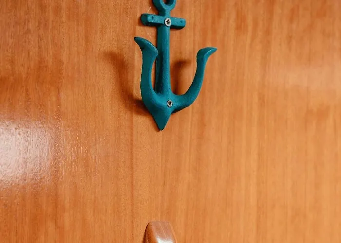 Charming Sailing Boat - Le Dimore Di Ines Botel *