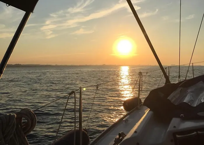 Botel Charming Sailing Boat - Le Dimore Di Ines *