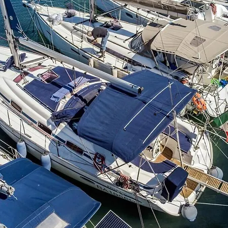 Úszó hotel Charming Sailing Boat - Le Dimore Di Ines *